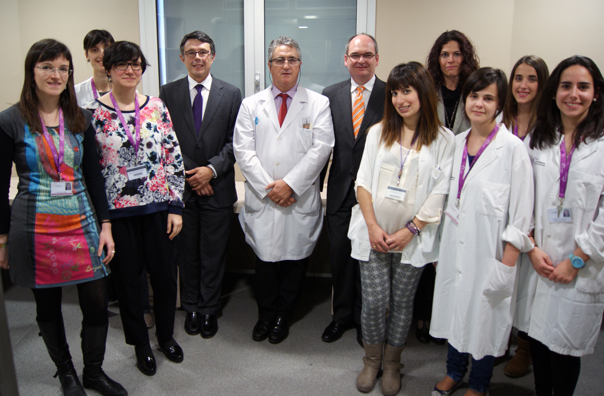 Personal sanitario participante en la investigación del nuevo fármaco Fuente: Parc Científic de Barcelona