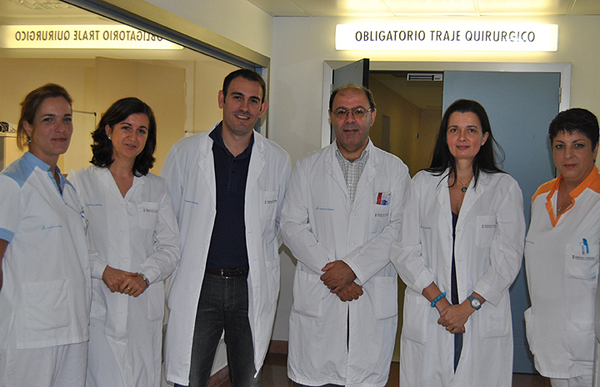 Equipo de Cirugía del Hospital de Manises, liderado por el doctor Rafael Alós 