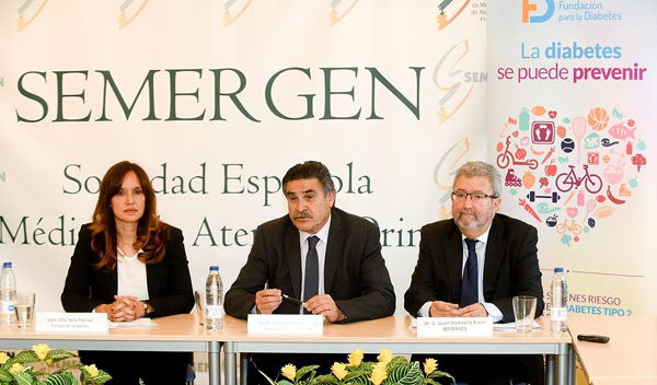 (de izq. a dcha) Sara Pascual, vicepresidenta de la Fundación para la Diabetes; José Luis Llisterri, presidente de SEMERGEN, y Javier Mediavilla, coordinador del Grupo de Trabajo de Diabetes de SEMERGEN (de izq. a dcha) Sara Pascual, vicepresidenta de la Fundación para la Diabetes; José Luis Llisterri, presidente de SEMERGEN, y Javier Mediavilla, coordinador del Grupo de Trabajo de Diabetes de SEMERGEN Fuente: SEMERGEN / Fundación para la Diabetes