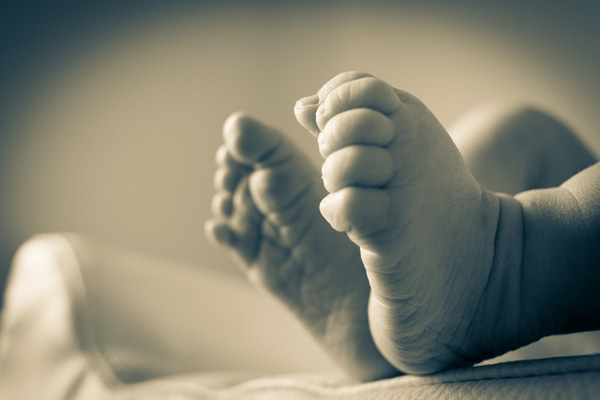 Unos pies de un bebé Autor/a de la imagen: Martinus Fuente: www.pexels.com (Creative Commons)