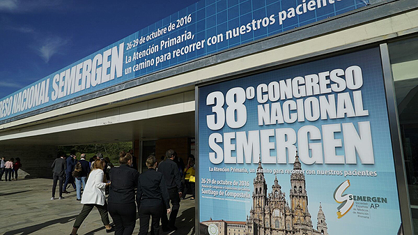 Vista exterior del Congreso Autor/a de la imagen: Enric Arandes Fuente: E. Arandes / www.farmacosalud.com 