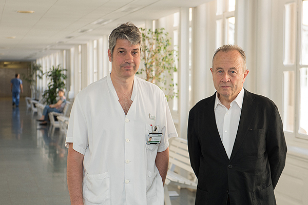 Doctores Álex Iranzo (a la izq.) y Eduard Tolosa Fuente: Hospital Clínic 