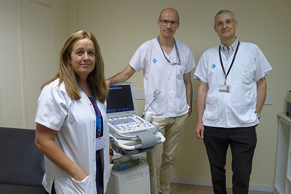 Doctores Amparo Santamaría, Sergi Bellmunt y Josep Maria Suriñach Fuente: Hospital Vall d’Hebron