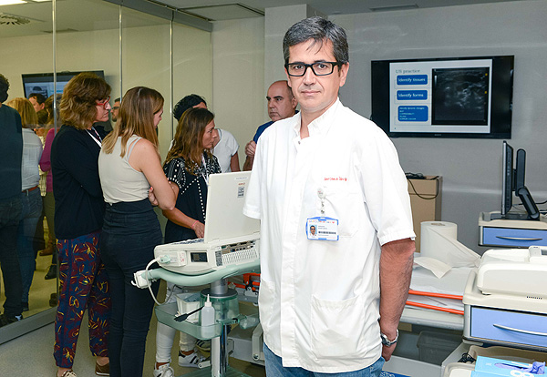 El doctor Ferran Manen durante un momento de la formación en el Centro de Simulación Darwin Sant Joan de Déu Fuente: BioMarin / Porter Novelli