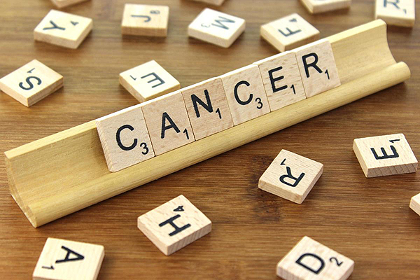 Piezas componiendo la palabra 'cáncer' en inglés ('cancer') Autor/a de la imagen: Nick Youngson (CC BY-SA 3.0 Alpha Stock Images) Fuente: www.thebluediamondgallery.com / Creative Commons