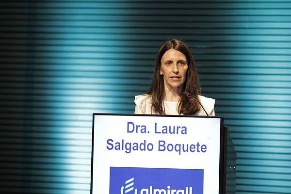 Dra. Laura Salgado Fuente: www.farmacosalud.com 