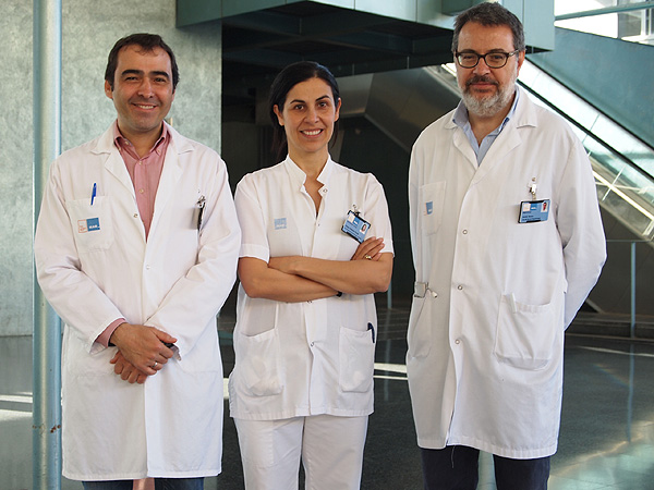 (de izq. a dcha): Drs. Marco Antonio Álvarez González, Juana Flores-Le Roux y Xavier Bessa, tres de los firmantes del estudio sobre Barcelona Diet Plan Fuente: Hospital del Mar