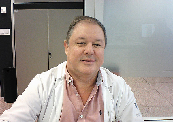 Dr. Manuel Naves Díaz Fuente: Dr. Naves / SEIOMM 