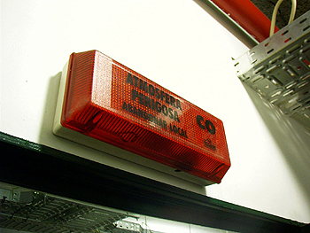 Indicador de monóxido de carbono en un garaje Autor/a de la imagen: Mdiagom Fuente: Wikipedia