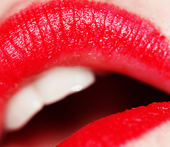 Unos labios femeninos Autor/a de la imagen: weglet - originally posted to Flickr as t a l k Fuente: Wikipedia 