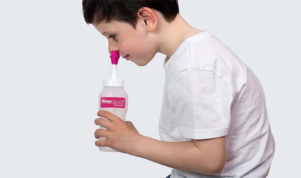 Irrigación nasal para la limpieza efectiva de las fosas nasales y senos  paranasales - Farmacosalud