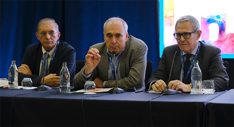 (portada) Juan José Grau, Ricard Mesía y Ramón Reyes