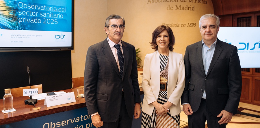 (portada) Juan Abarca, Marta Villanueva y Patxi Amutio