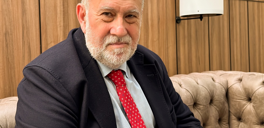 (portada) doctor José Garnacho Montero 2 Garnacho