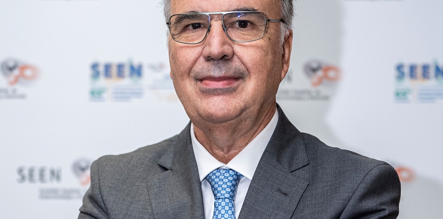 (portada) doctor Juan José Díez 1