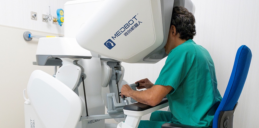 (portada) doctor Javier Romero Otero Javier Romero Otero Monteprincipe 2 toumai